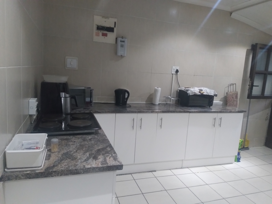 3 Bedroom Property for Sale in Ravensmead Western Cape
